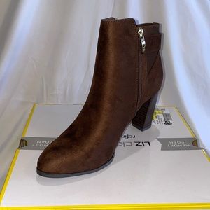 Brown boots